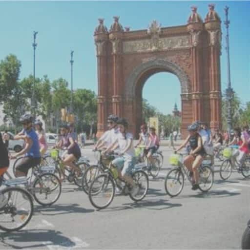 bici barcelona arc triomf